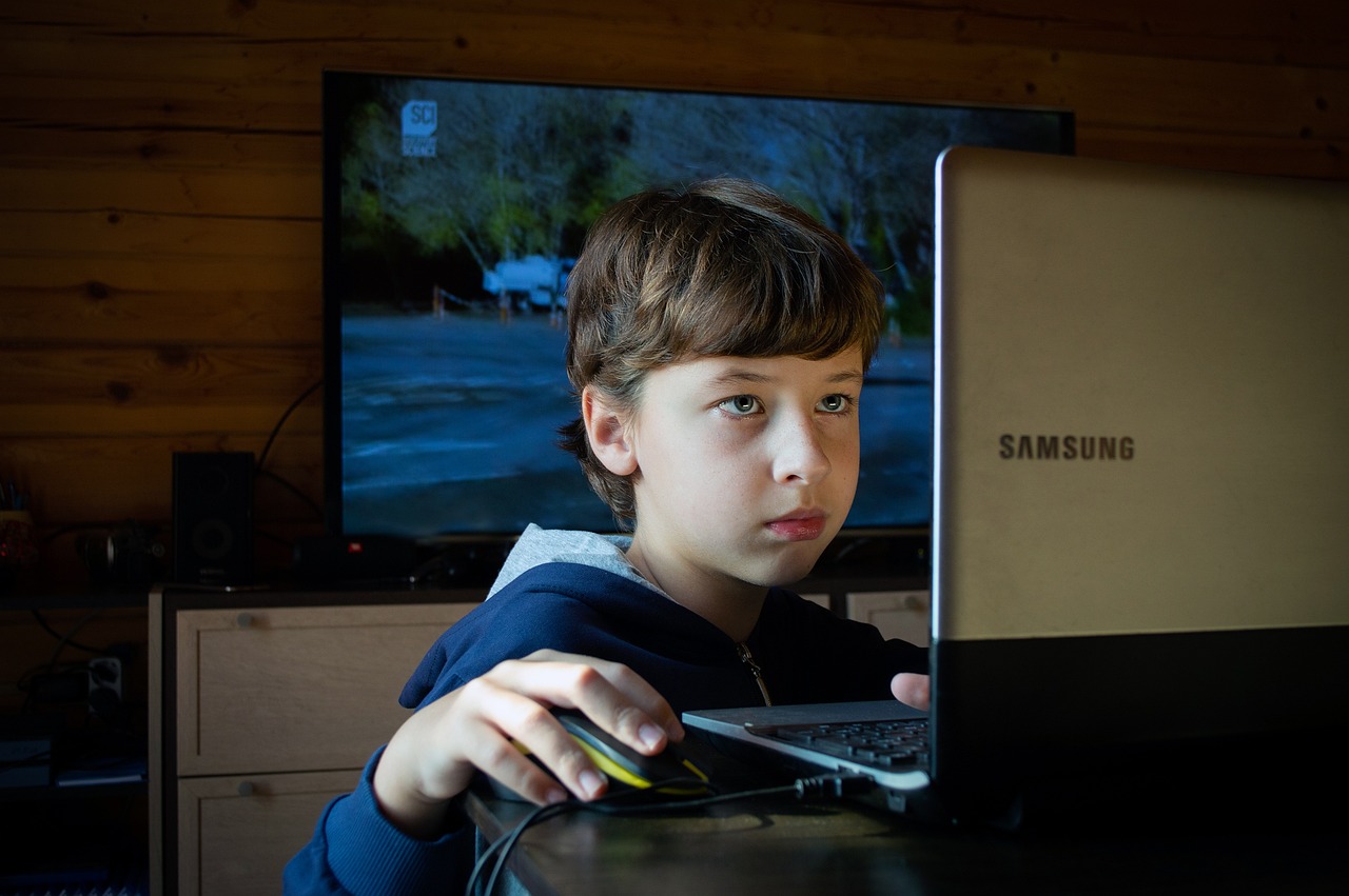 How to Ensure Kids’ Online Safety